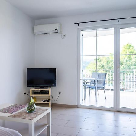 Vdl Apartments Trogir Buitenkant foto