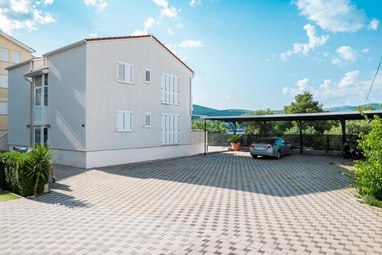 Vdl Apartments Trogir Buitenkant foto