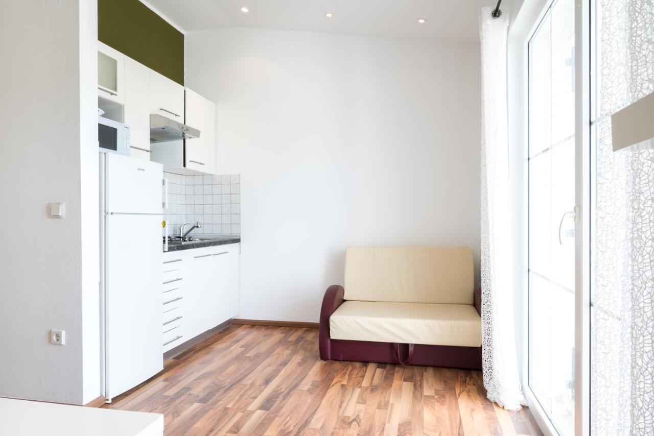 Vdl Apartments Trogir Buitenkant foto