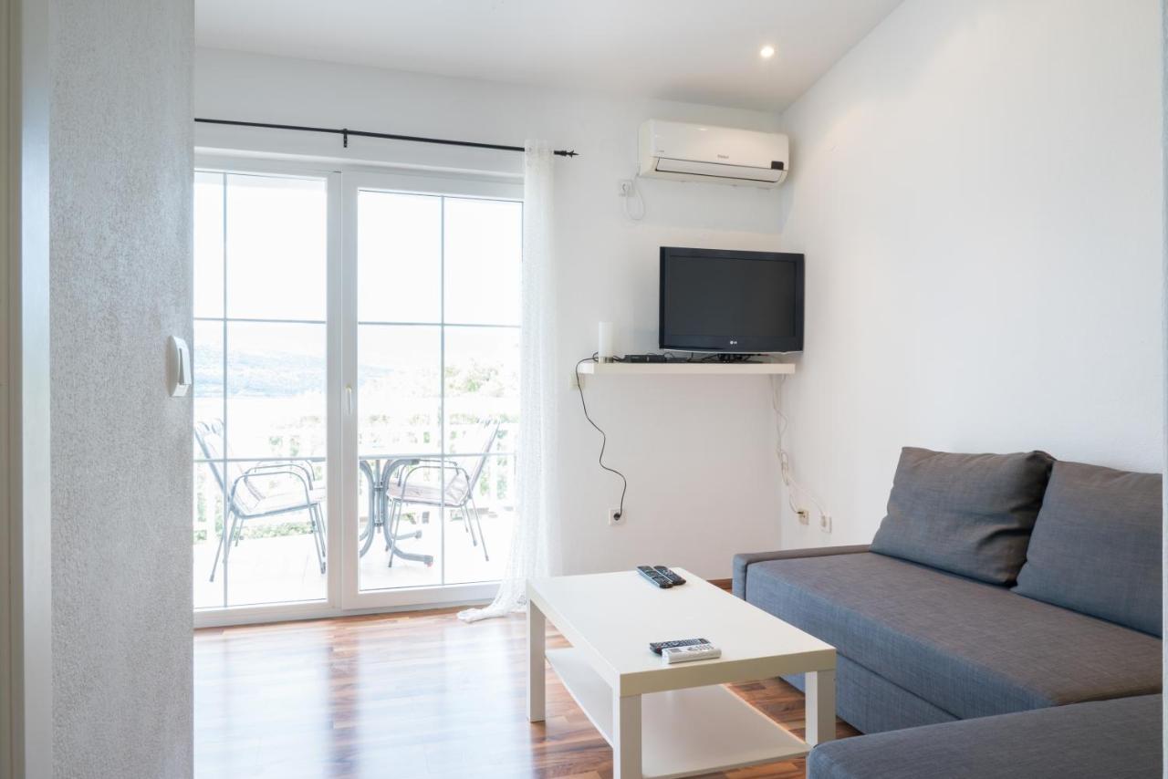 Vdl Apartments Trogir Buitenkant foto