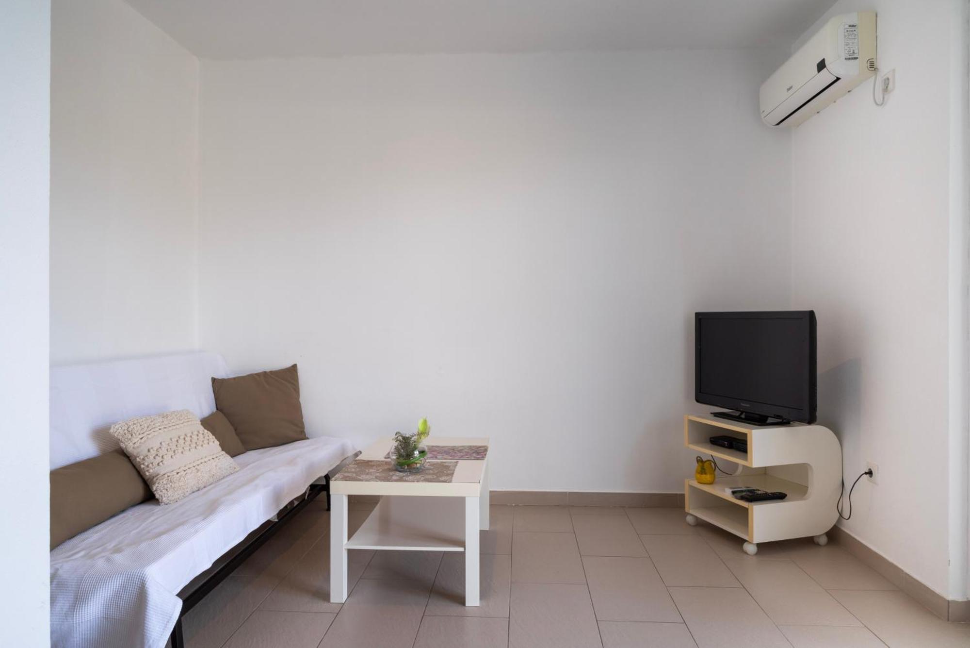 Vdl Apartments Trogir Buitenkant foto